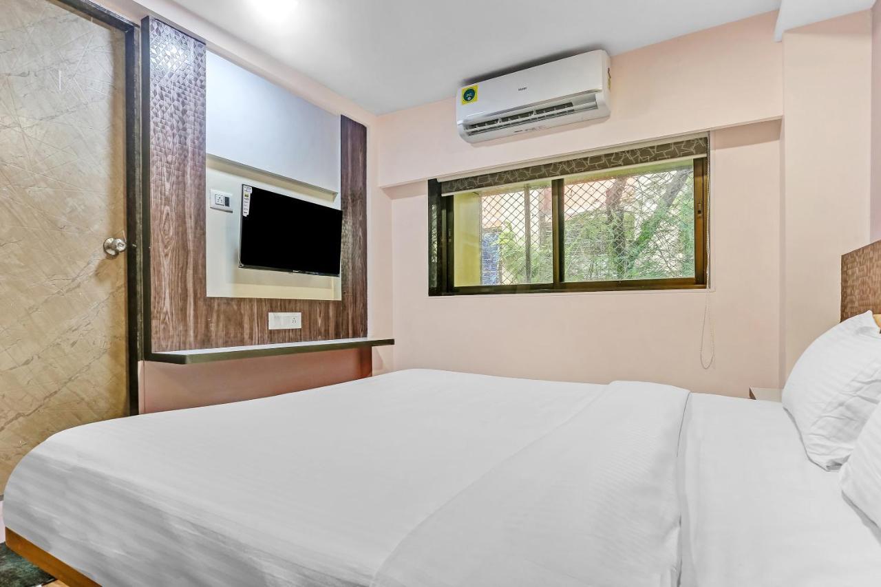 Oyo Flagship 83396 Hotel Vinyasa Residency Mumbai Exterior foto